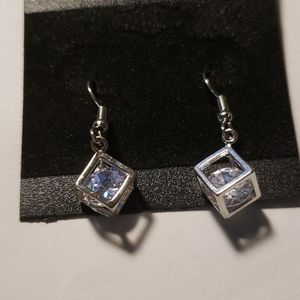 NEW Rhinestone in a box earring (54)